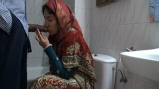 Hijabi Diplomat Takes A Big Black Cock Deep In Pakistani Adult Film