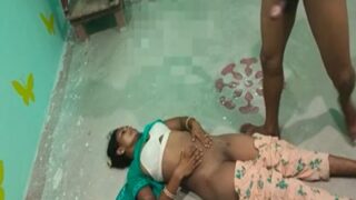Poor Laborer Bangs The Landlady In Dirty Home Video