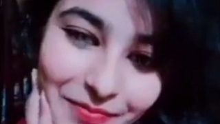 Sexy Desi Babe Strips Naked, Takes Slutty Selfie Mms For You