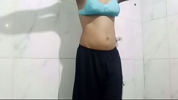 Desi Indian Stepsister’s Leaked Sex Tape Goes Viral