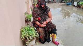 Bhabhi Got Fucked In The Garden.