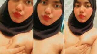 Bangladeshi Slut Exposes Her Tits On Camera For A Fuck Session.