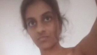 Nude Tamil Lankan Chick Fingering Her Clit Leaked Mms