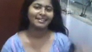 Sexy Desi Bhabhi Strips Completely Naked In The Bathroom