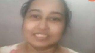 Watch A Bangladeshi Chick On A Steamy Bathroom Video Call