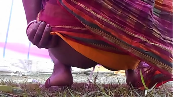 Desi Hairy Cunt Leaking Hot Piss