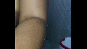 Indian Desi Hot Stepmom Caught On Hidden Cam In Bath, Real Wife’s Secret Mms Leaked